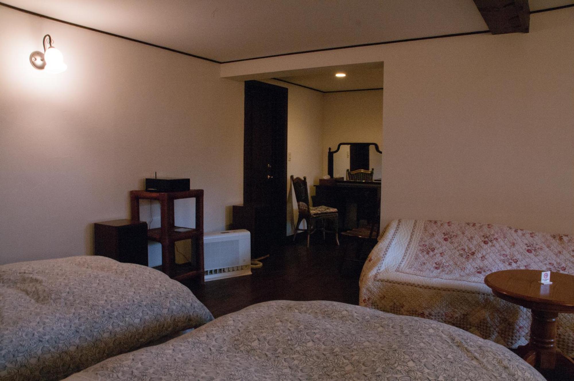 托姆布克图山林小屋 富士见町 客房 照片